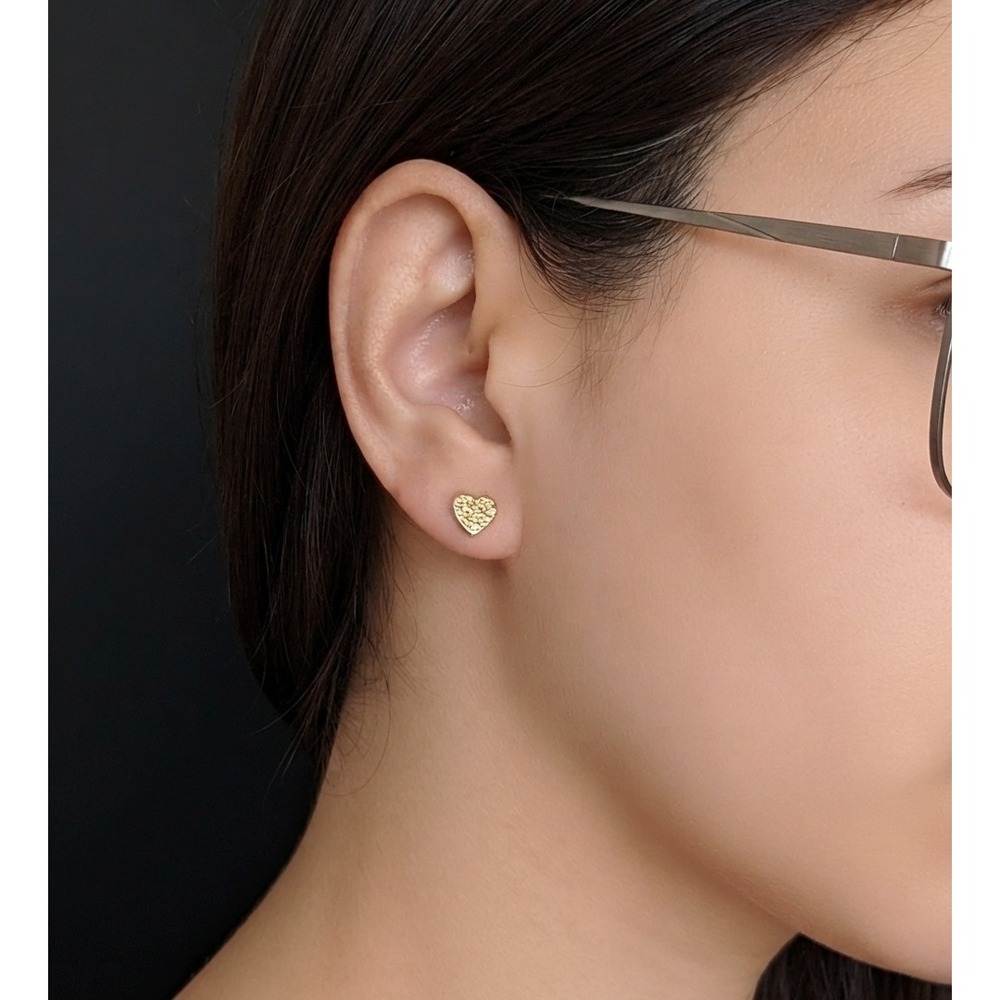 14K Yellow Gold Textured Heart Stud Dainty Earrings Jewelry**